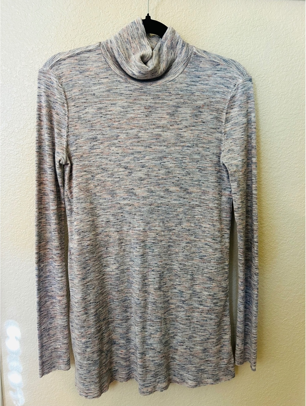 We The Free Heathered Knit Long Sleeve with split back, Size Large